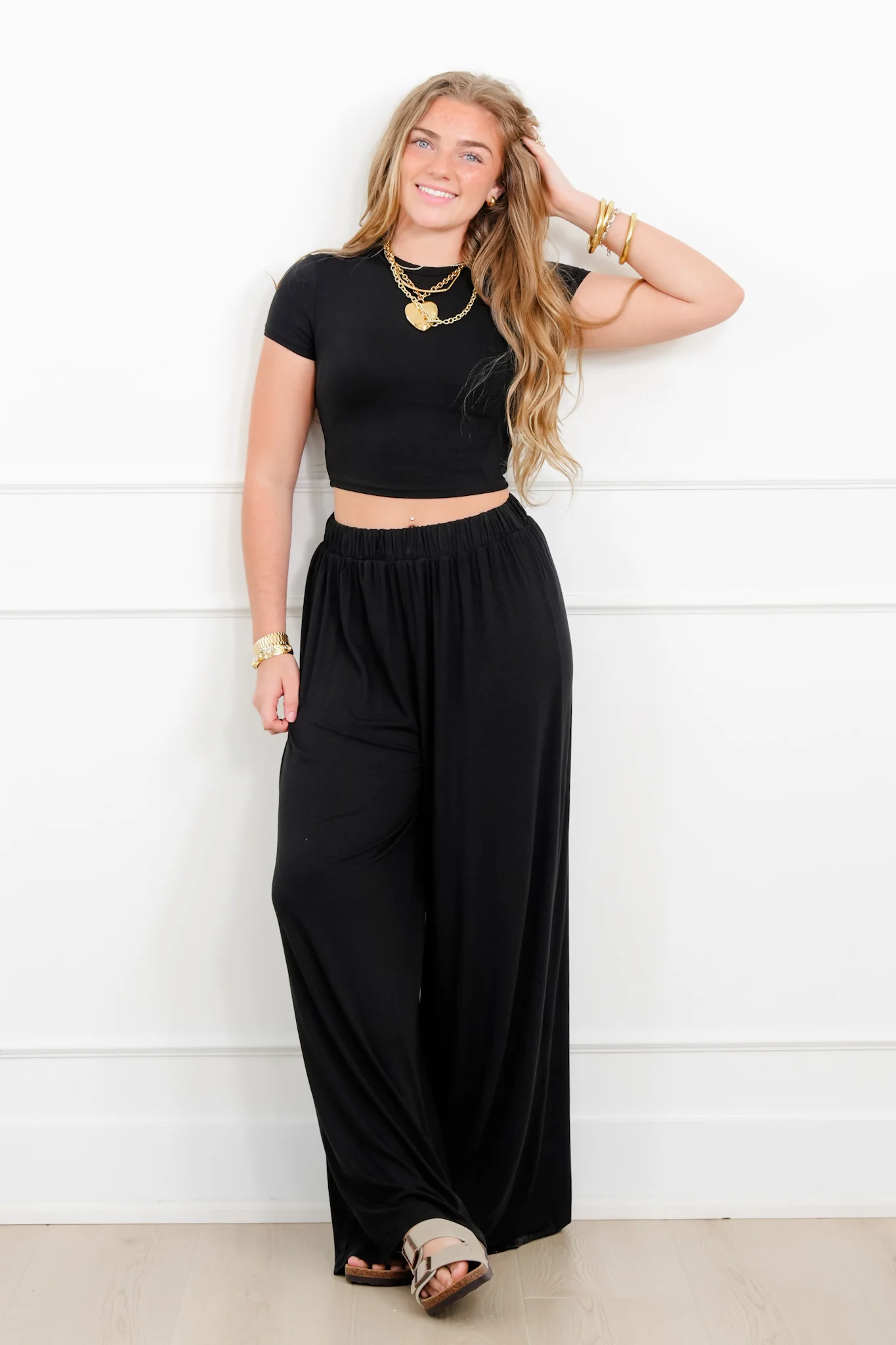 Black Short Sleeve Crop Top with Matching Pants Set - Image 2