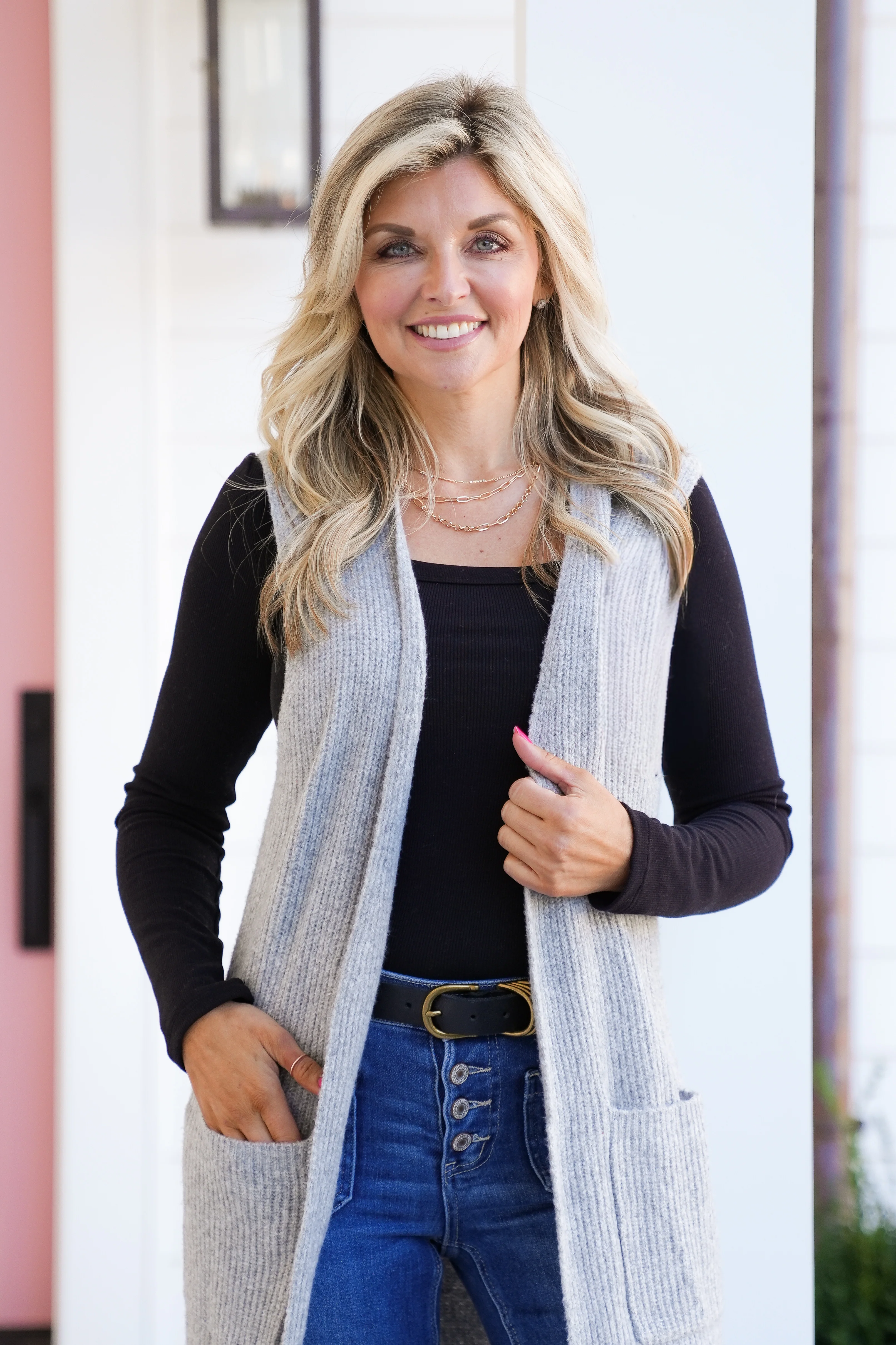 Sleeveless Long Cardigan with Pockets - Image 4