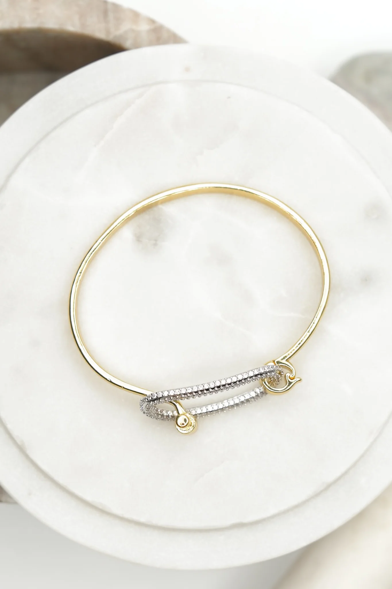 Golden Link Pave Bracelet - Image 3