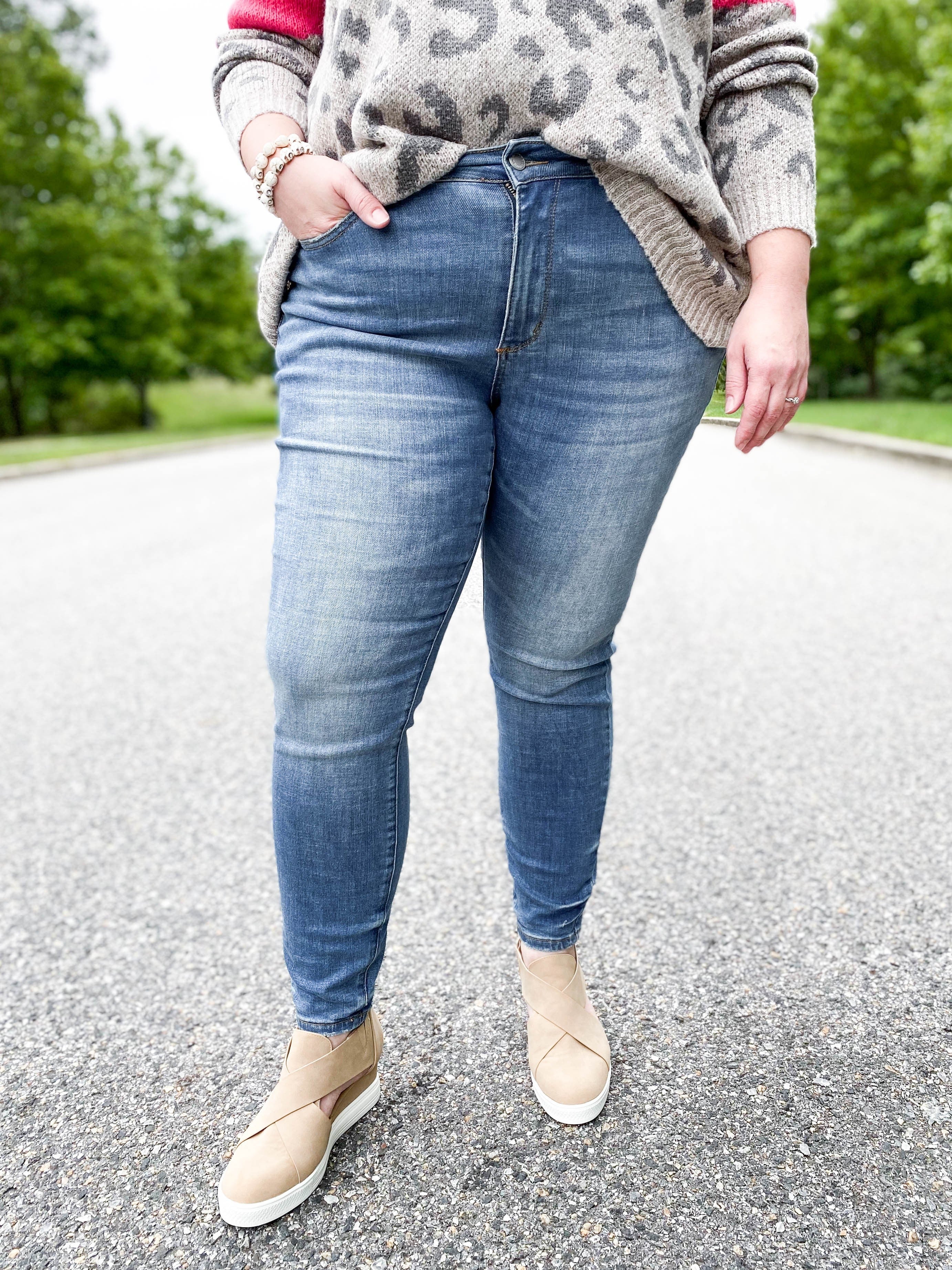 Judy Blue BEST DAMN SKINNIES EVER (BDS) Pin Tacked Non-Distressed - Image 10