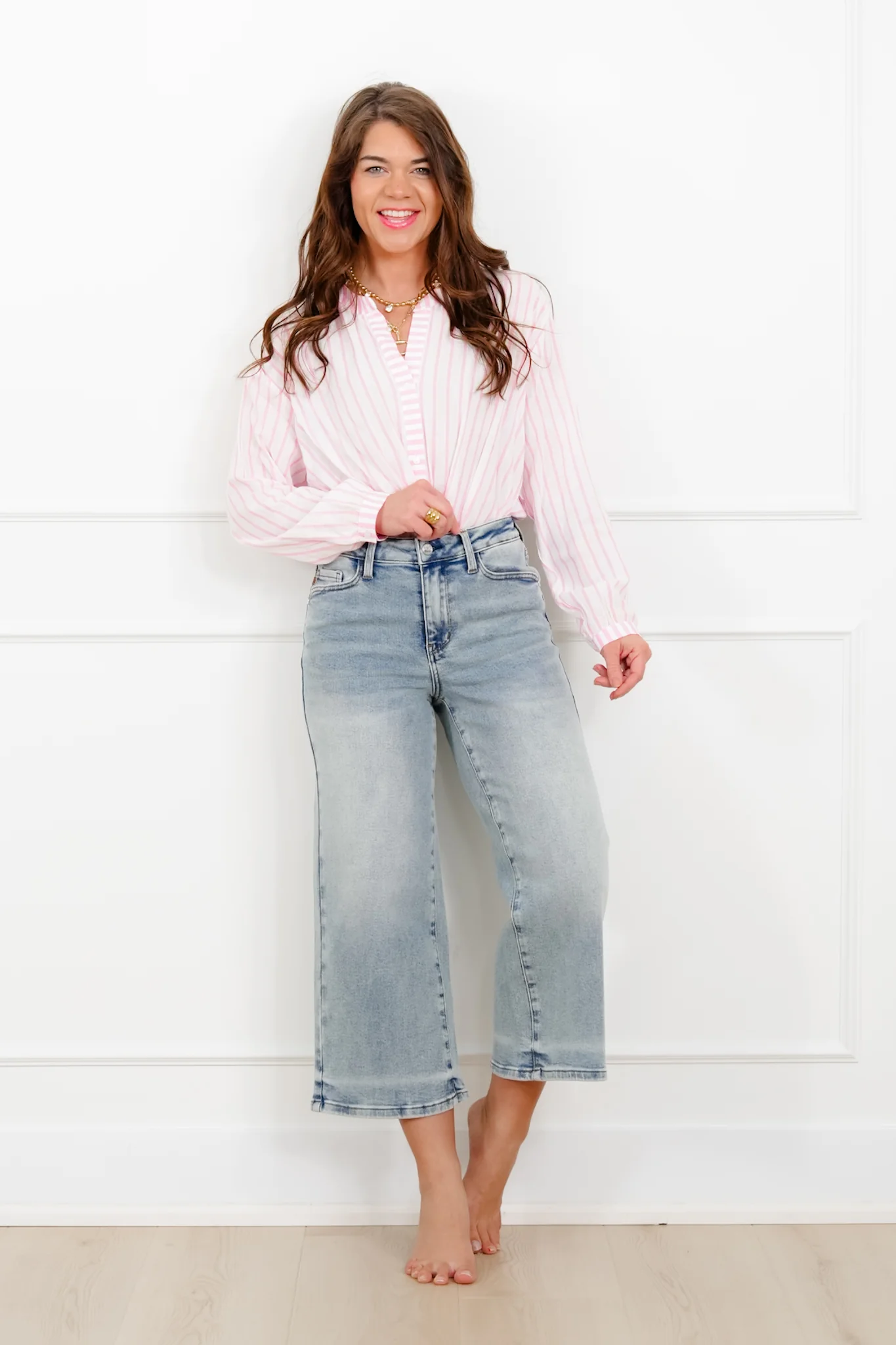 Judy Blue Mid Rise Medium Wash Cropped Wide Leg Jeans - Image 2