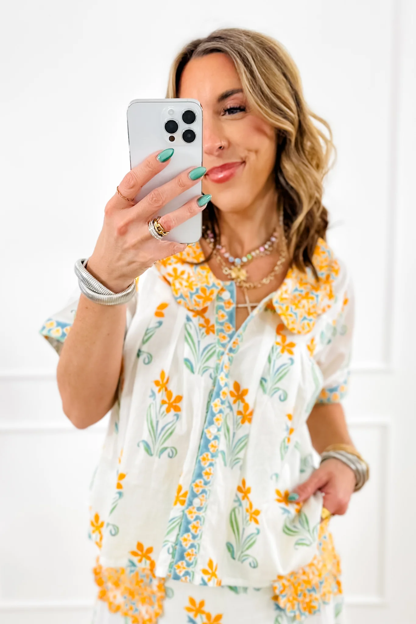 POL Floral Print Short Sleeve Button Up Blouse - Image 2