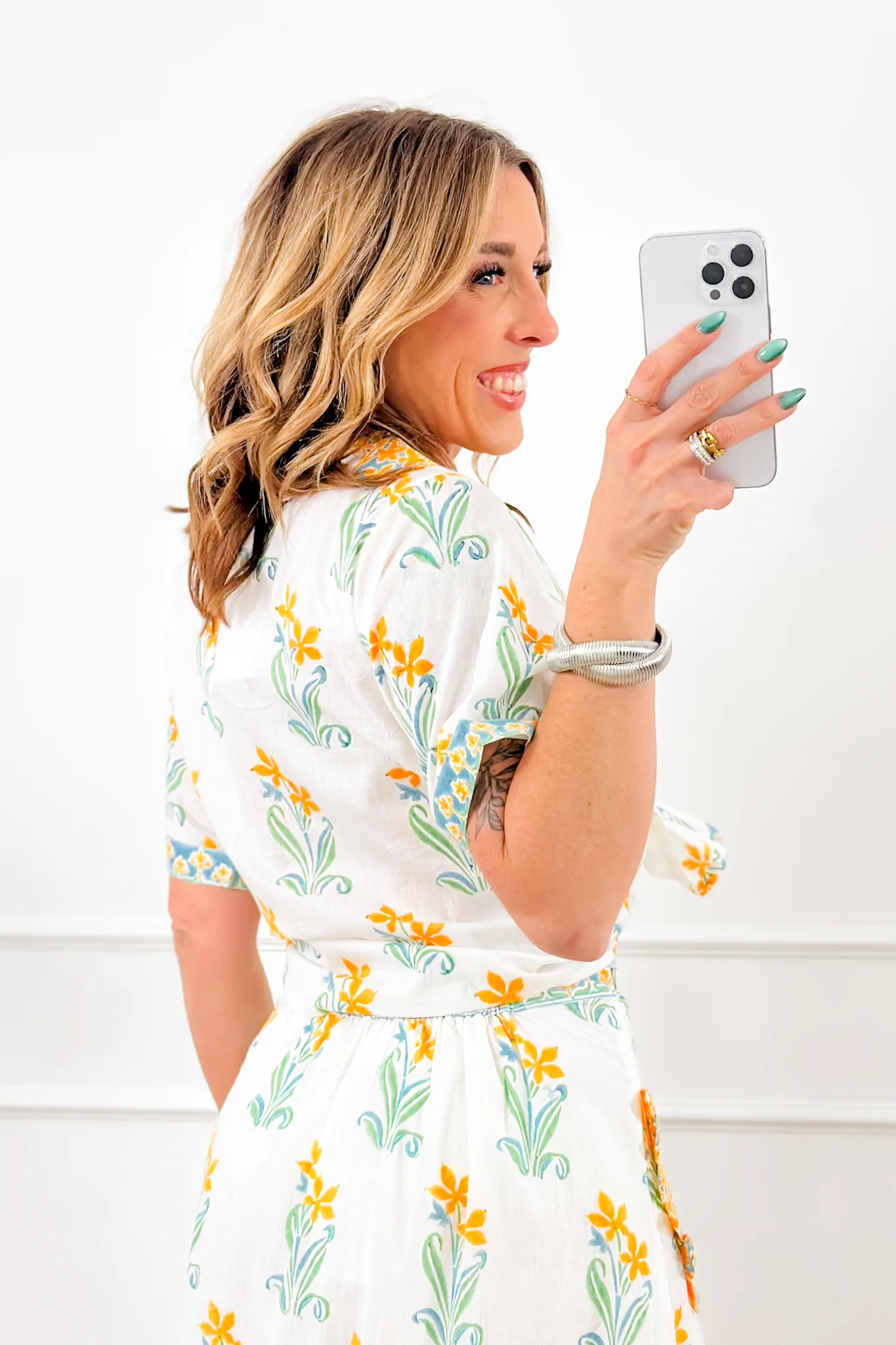 POL Floral Print Short Sleeve Button Up Blouse - Image 6