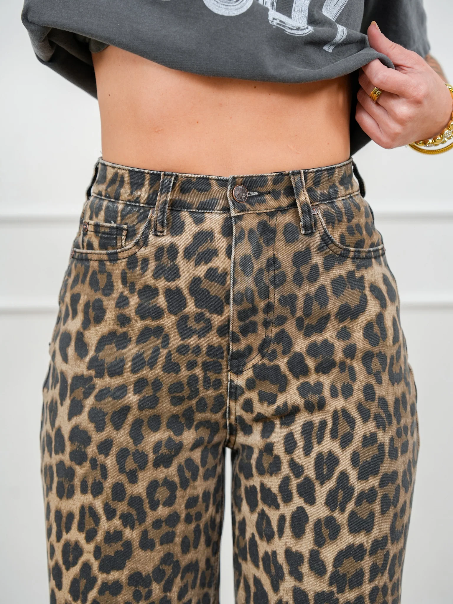 Saige High Rise Leopard Tummy Control Elastic Waist Band Wide Leg Jeans - Image 6
