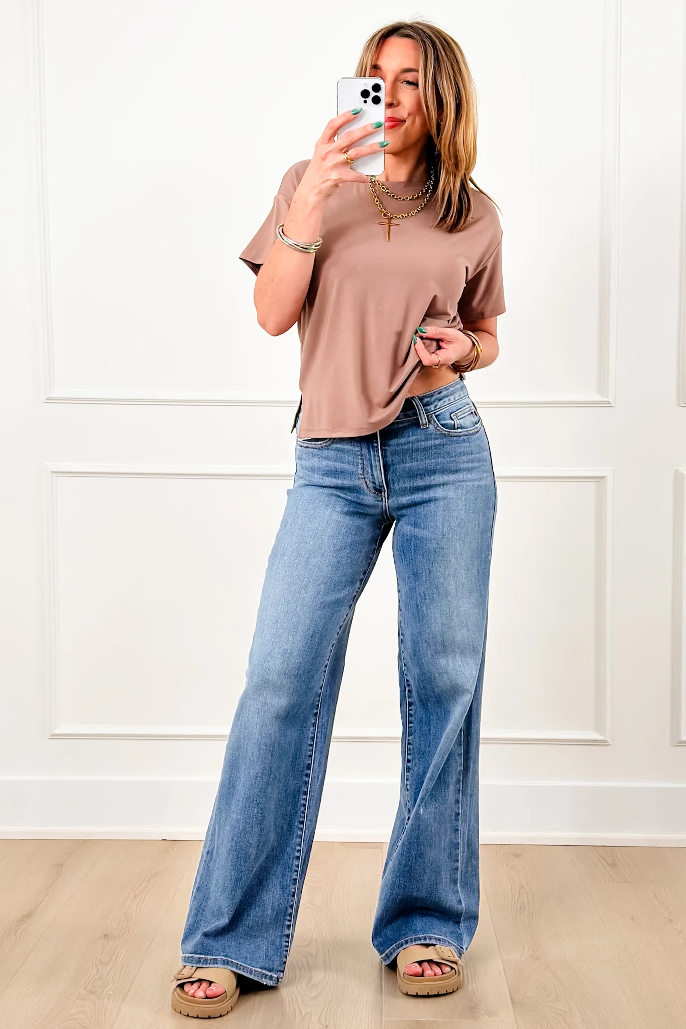 Solid Short Sleeve Crewneck Top - Image 5