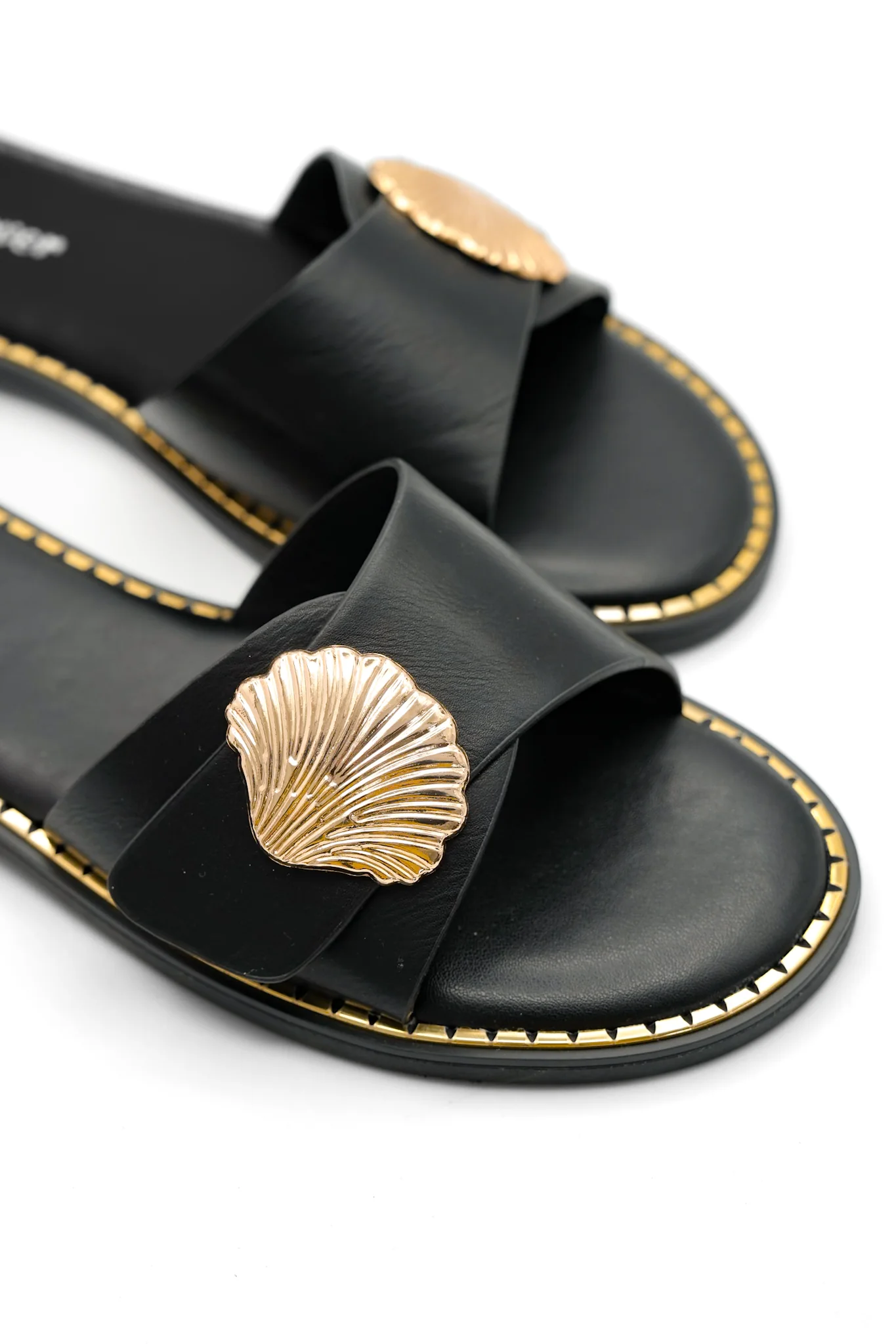 Vegan Leather Slide Sandal with Shell Accent - Image 4